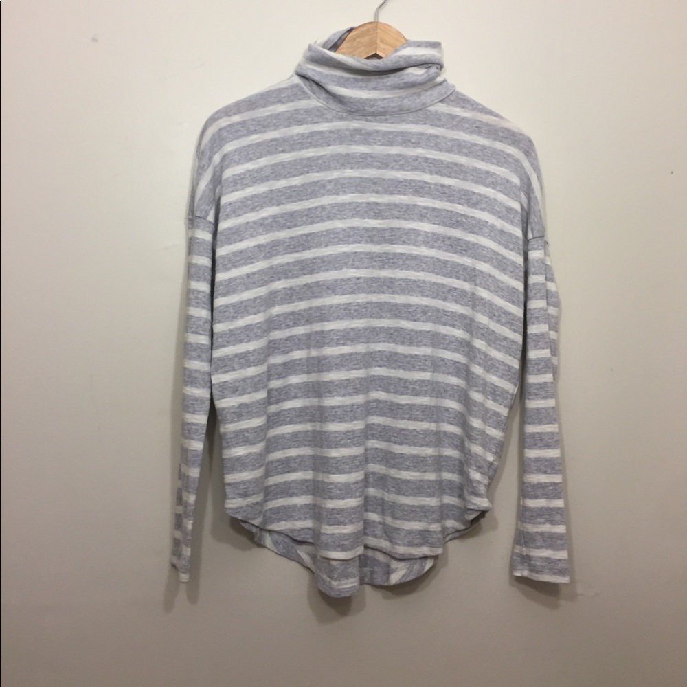 Aerie turtleneck